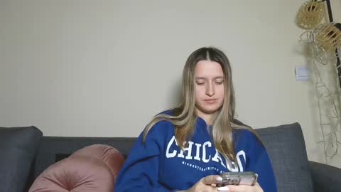 Eva online show from December 2024 07:42:02 PM