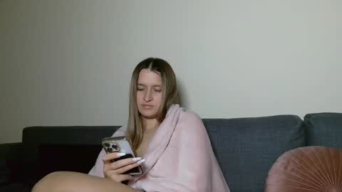 Eva online show from December 2024 10:01:02 PM