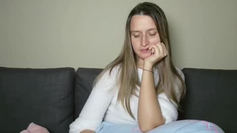 Eva online show from March 2025 09:20:01 PM