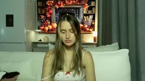 Eva online show from October 2025 11:00:02 PM