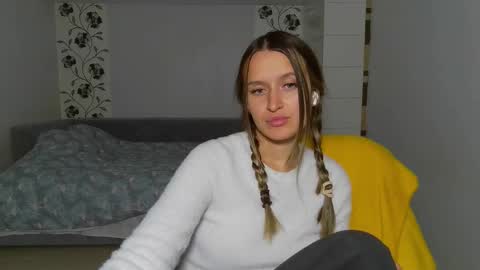 Eva online show from November 2025 03:34:01 PM