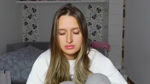 Eva online show from November 2025 05:15:02 PM