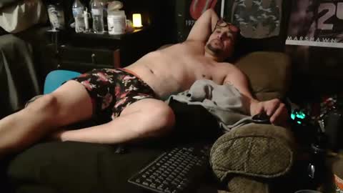 Snapshot of n3v3rpanic1 chatting on December 2024 10:37:01 AM SnackPants online show from December 2024 10:37:01 AM