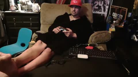 Snapshot of n3v3rpanic1 chatting on January 2025 11:01:02 PM SnackPants online show from January 2025 11:01:02 PM