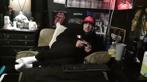 Snapshot of n3v3rpanic1 chatting on January 2025 07:24:01 AM SnackPants online show from January 2025 07:24:01 AM