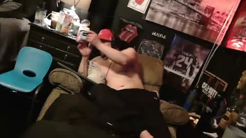 Snapshot of n3v3rpanic1 chatting on January 2025 05:54:01 AM SnackPants online show from January 2025 05:54:01 AM