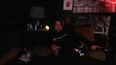 Snapshot of n3v3rpanic1 chatting on January 2025 09:41:01 AM SnackPants online show from January 2025 09:41:01 AM