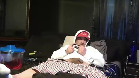 Snapshot of n3v3rpanic1 chatting on February 2025 12:58:02 AM SnackPants online show from February 2025 12:58:02 AM