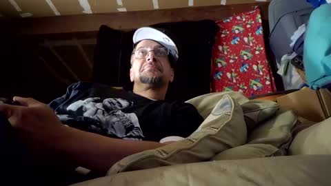 Snapshot of n3v3rpanic1 chatting on September 2025 09:33:01 AM SnackPants online show from September 2025 09:33:01 AM