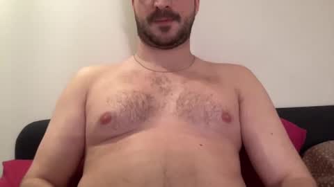 Snapshot of n_matt89 chatting on December 2024 12:18:02 PM n_matt89 online show from December 2024 12:18:02 PM