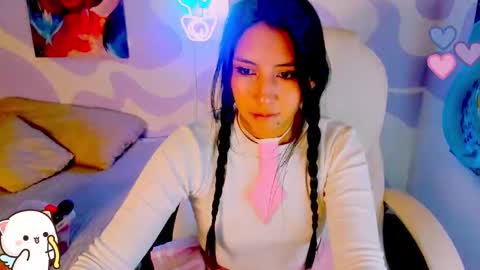 Snapshot of naaoomi chatting on March 2025 08:31:02 PM Camila- free online show from March 2025 08:31:02 PM