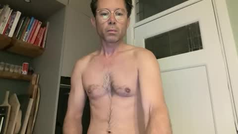 Snapshot of nacra5425 chatting on September 2025 06:51:02 AM nacra5425 online show from September 2025 06:51:02 AM