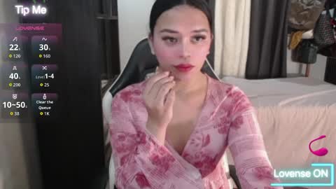 Nadia online show from May 2026 05:30:02 PM