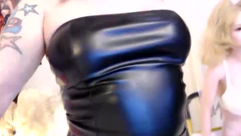 Nadia Vixen online show from May 2026 11:34:04 PM