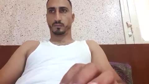 Snapshot of nadirff16 chatting on November 2025 11:42:02 AM V online show from November 2025 11:42:02 AM