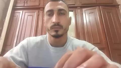 Snapshot of nadirff16 chatting on December 2025 11:28:02 AM V online show from December 2025 11:28:02 AM