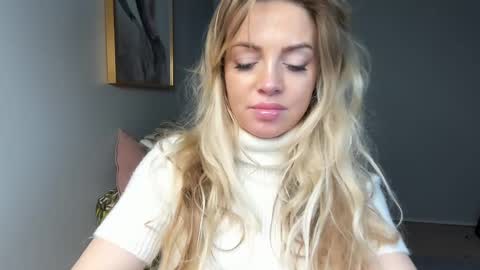 Snapshot of nadyasoft chatting on January 2025 08:06:02 PM Nadyasoft online show from January 2025 08:06:02 PM