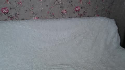 Snapshot of naemiblush chatting on May 2026 03:42:01 PM Naemi online show from May 2026 03:42:01 PM