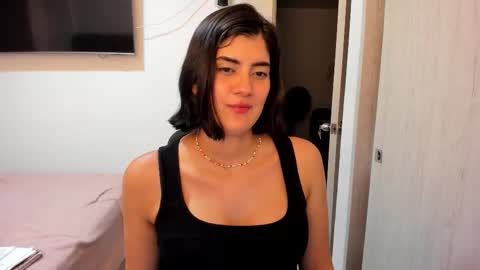 independent model online show from March 2026 11:44:02 PM