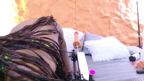 Snapshot of nahomi_williams_ chatting on May 2026 12:55:02 PM Nahomi online show from May 2026 12:55:02 PM