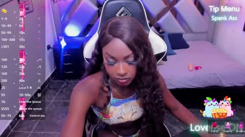 Snapshot of nahomii_hill chatting on February 2025 08:56:01 PM Nahomi online show from February 2025 08:56:01 PM