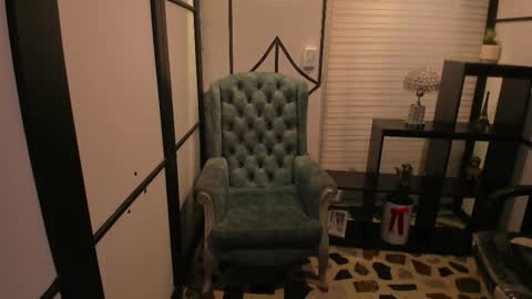 Nahomi online show from December 2025 04:39:01 AM