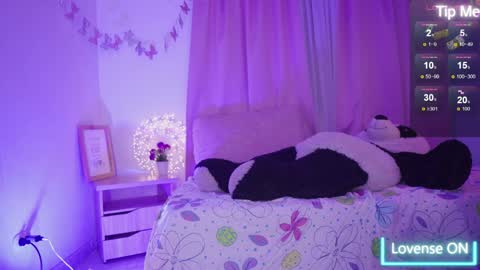 nahomy 2308 online show from April 2026 11:37:01 AM