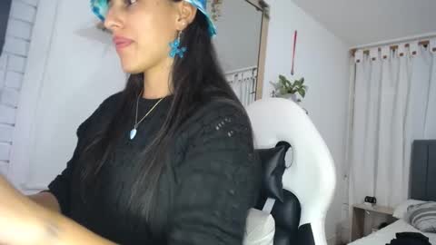 Naia online show from January 2025 09:36:02 PM