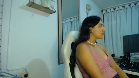 Naia online show from January 2025 02:14:01 AM