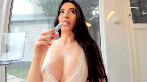 Naila online show from March 2026 07:03:02 AM