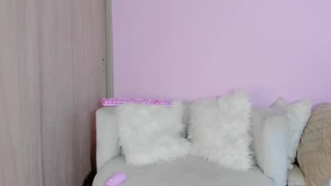 Snapshot of naileea chatting on February 2025 05:09:01 PM      online show from February 2025 05:09:01 PM