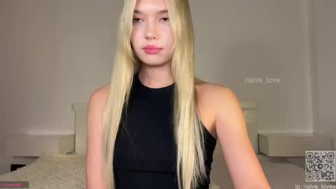 Mia  guest- Eva from DOUBLECUTIES online show from December 2025 10:48:01 PM
