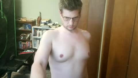 Snapshot of nakedcav chatting on August 2026 07:27:02 PM NakedClown online show from August 2026 07:27:02 PM