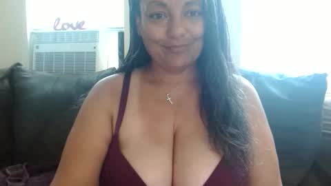 Snapshot of nala_thickk chatting on May 2026 06:02:02 PM Nala Thickk online show from May 2026 06:02:02 PM