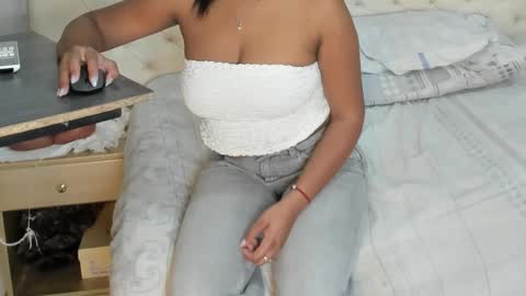 Snapshot of nami_sam chatting on December 2025 12:21:01 PM nami_sam online show from December 2025 12:21:01 PM