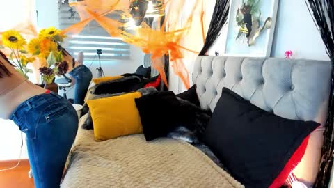 nami online show from October 2025 08:38:01 PM