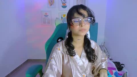 nanami_owo online show from October 2025 01:47:01 AM