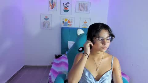 nanami_owo online show from October 2025 03:39:02 AM
