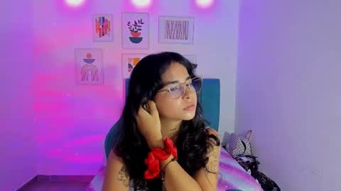 nanami_owo online show from October 2025 04:01:01 AM