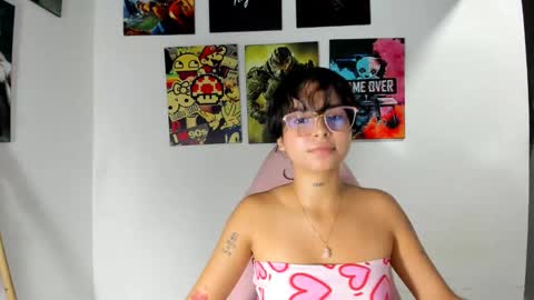 nanami_owo online show from October 2025 11:49:02 PM