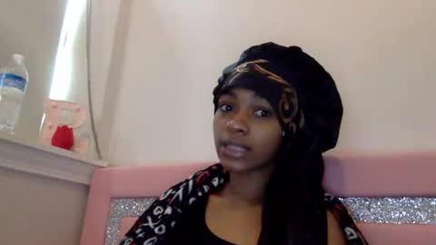 Snapshot of nanaonn chatting on April 2026 06:10:02 PM nanaonn online show from April 2026 06:10:02 PM