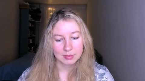 Nancy online show from April 2026 08:03:01 PM