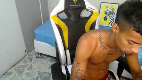 nando_col online show from October 2025 11:25:01 AM