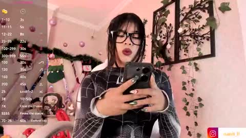 anna online show from December 2025 12:29:01 AM