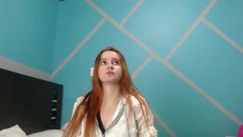 Snapshot of nanna_and_balder2 chatting on November 2025 04:04:01 AM nanna_and_balder2 online show from November 2025 04:04:01 AM