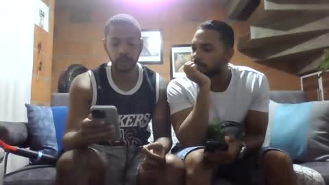 nano1206 online show from November 2025 01:05:01 AM