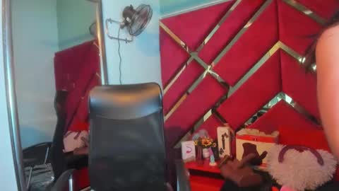 Snapshot of nany_pretty chatting on February 2026 06:22:01 AM nany_pretty online show from February 2026 06:22:01 AM