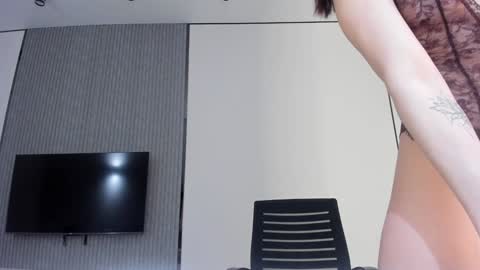 Naomi online show from December 2024 06:31:02 AM