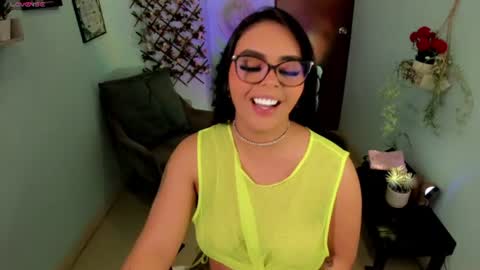 Snapshot of naomi_aniston chatting on June 2026 02:32:01 PM naomi_aniston online show from June 2026 02:32:01 PM