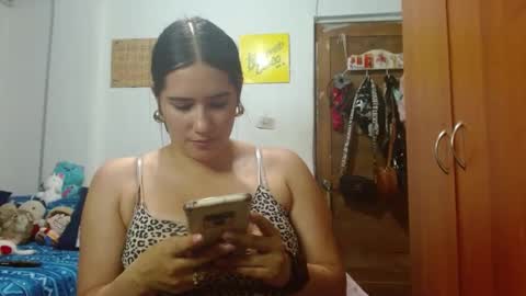 naomi_d online show from February 2025 11:54:02 PM